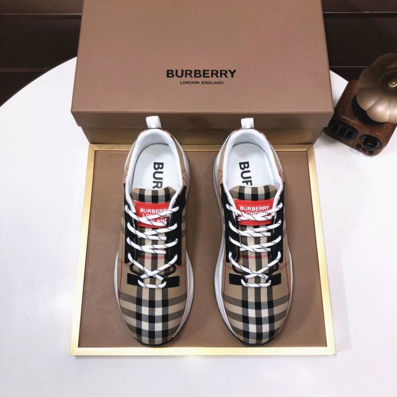 Burberry Low Shoes